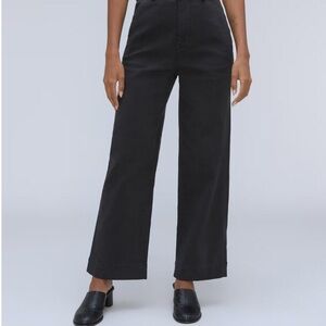 Everlane The Organic Wide-Leg Pant in Black 4